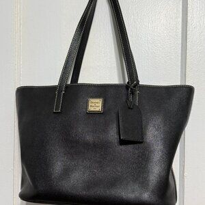 Dooney & Bourke Saffiano Medium Black Tote Leather